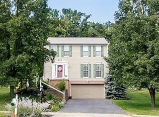 313 Shady Glen Dr, Coraopolis, PA
