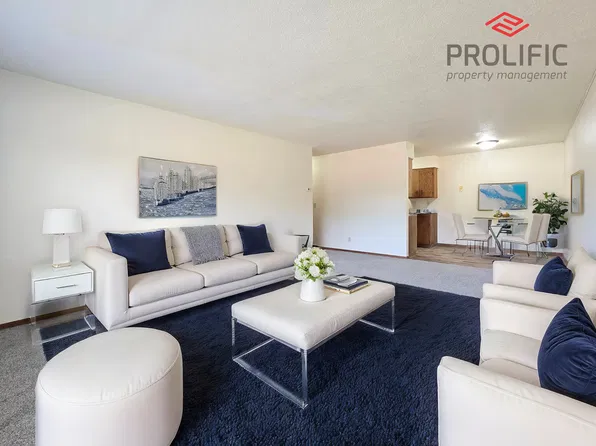 904 North Ridge I, 904 Thomas Ave NE #16, Jamestown, ND 58401