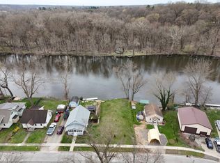 22 River St, Niles, MI 49120