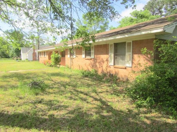 509 N Olive St, Grapeland, TX 75844