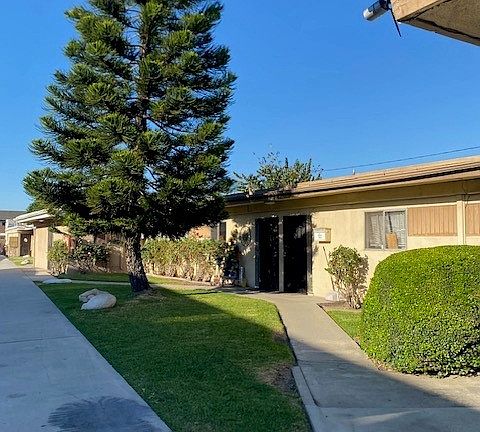 3rd image of 8262 California St #A52a85b97
