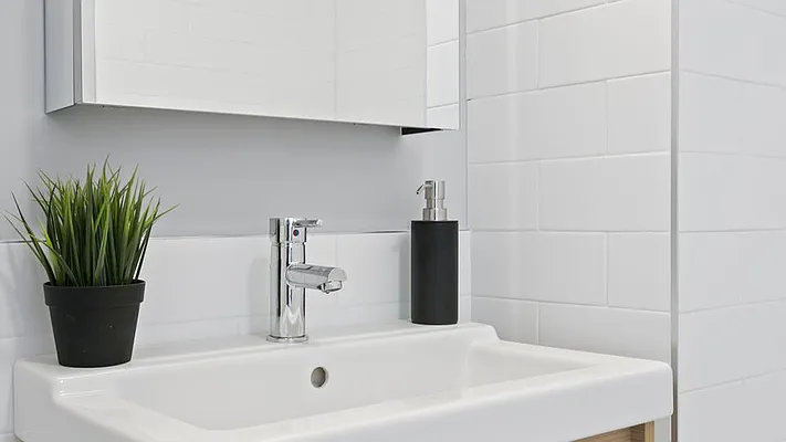 Rented by Nooklyn NYC LLC | media 69