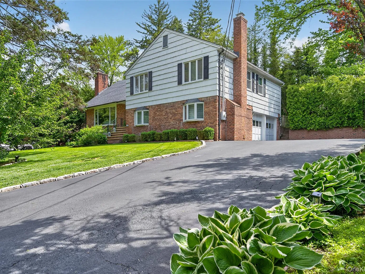 4 bed, 3.5 bath, 2721 sqft, $10,000 — Photo 3