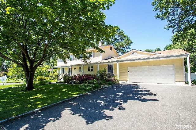 1st image of 2 Bobert Ct