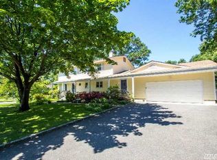 2 Bobert Ct, South Setauket, NY 11720