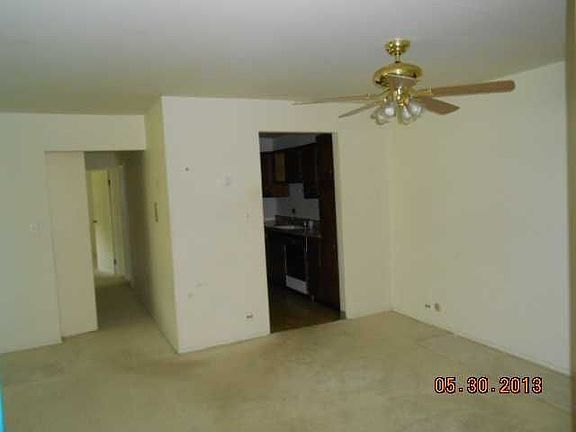 2nd image of 4262 W Ford City Dr #D1102