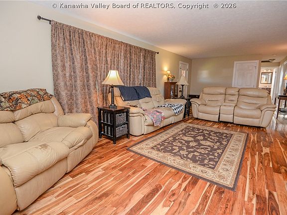 5th image of 5115 Dean Dr