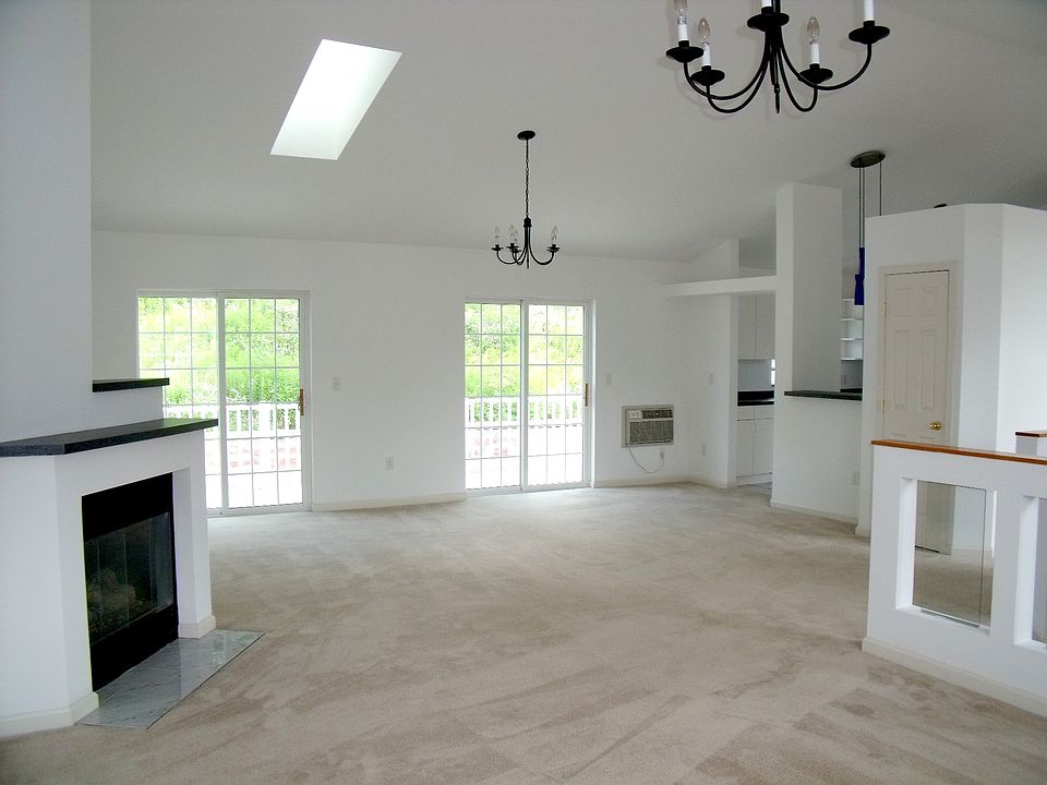 1st image of 1062 Dryden Rd APT 3