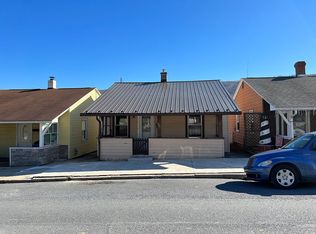 944 Edgemont Ave, Palmerton, PA 18071