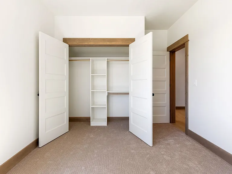 261 Noble Peak Dr — Photo 13