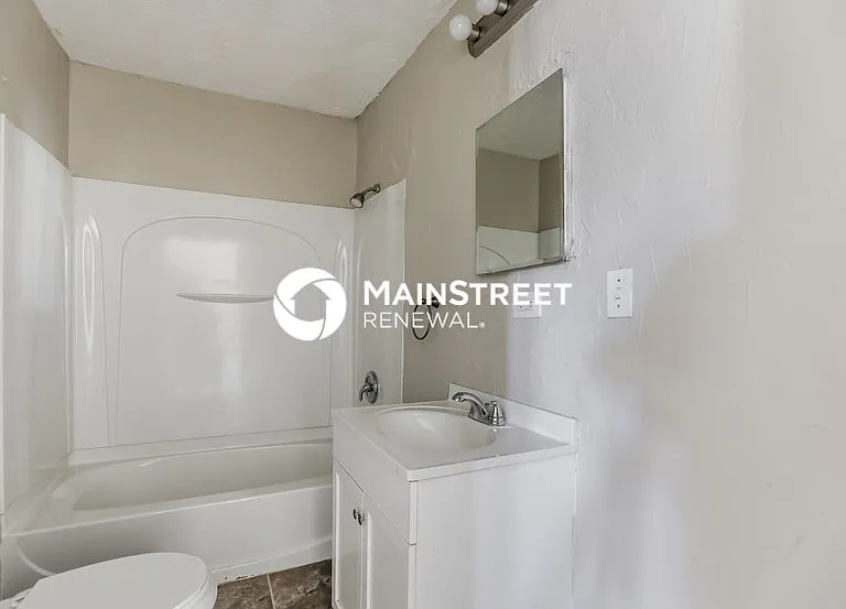 12401 E 59th St — Photo 13