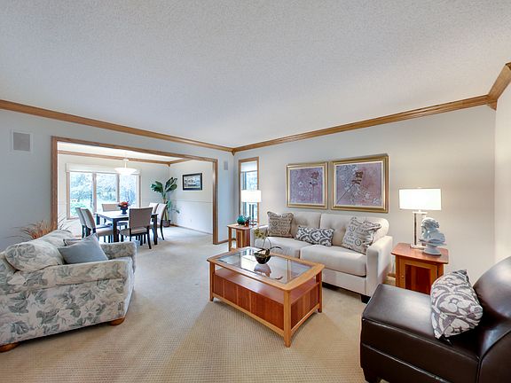 5th image of 9733 Wedgewood Bay