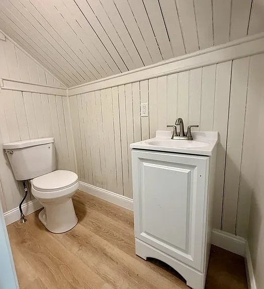 37 Rogers Park Ave #2 — Photo 17