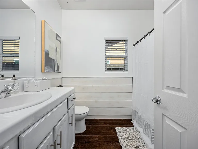 11004 Corbett Canyon Dr — Photo 43