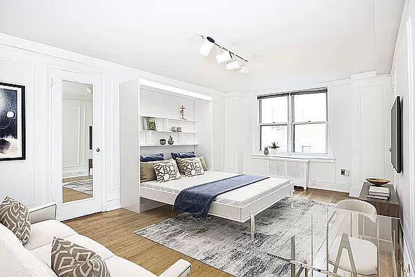 1st image of 304 W 75th St APT 7C