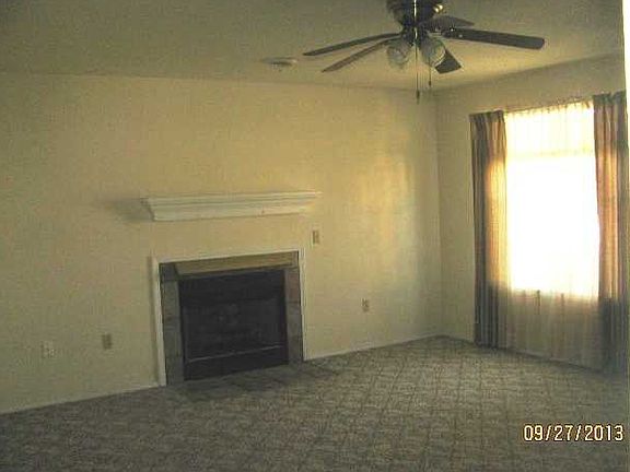 3rd image of 2810 Meridian Pl