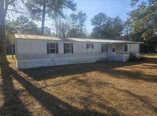 1135 Altamaha Rd, Jesup, GA 31545