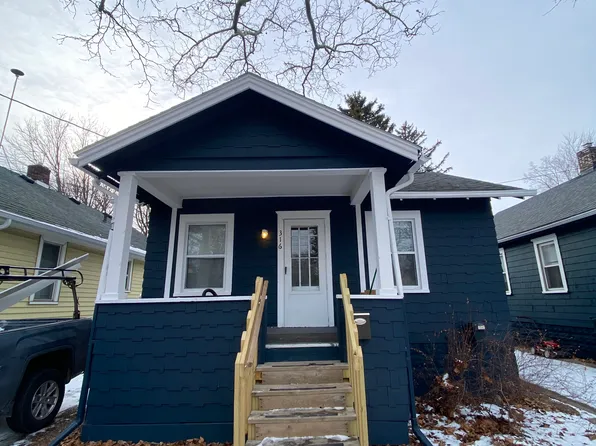 316 S Foster Ave, Lansing, MI 48912