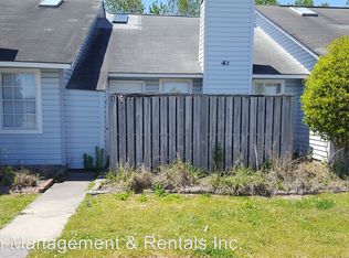 142 Witten Cir APT B, Havelock, NC 28532