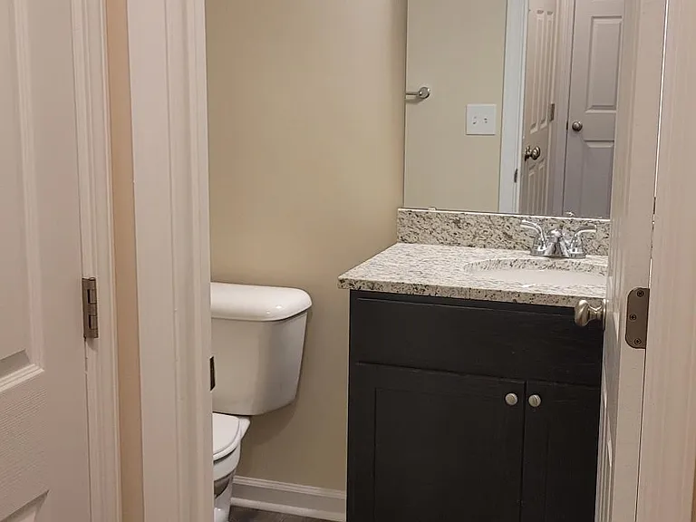216 Delaware Dr — Photo 5