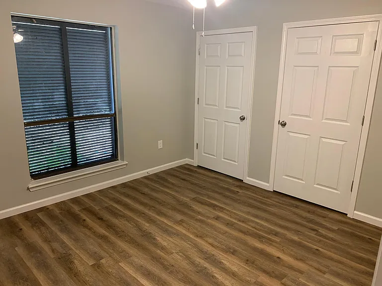 7483 Pennhill Dr — Photo 4