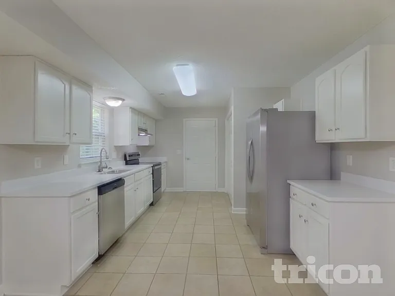 4940 Hopewood Ln — Photo 5