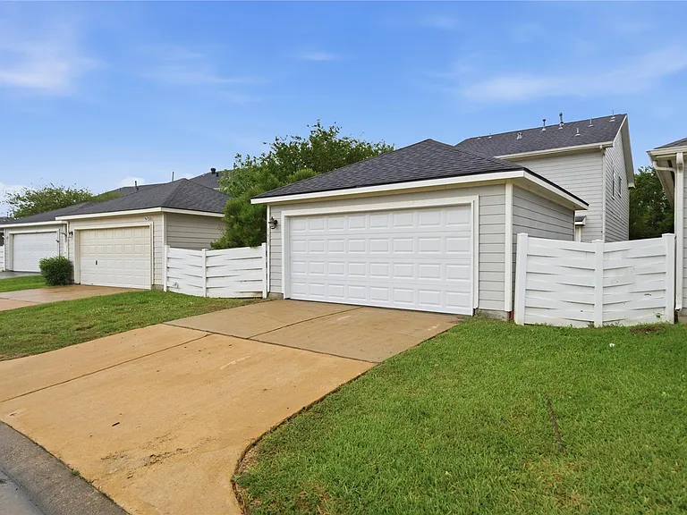 1613 Palcio Real Dr — Photo 41