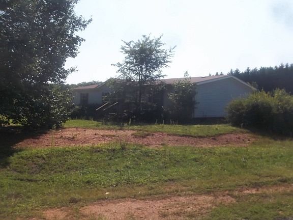 2nd image of 102 Karens Ct