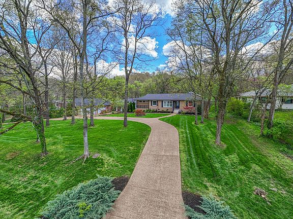 2nd image of 6705 Darden Pl
