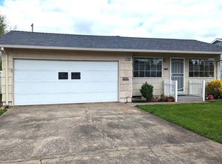 1385 Rainier Rd, Woodburn, OR 97071