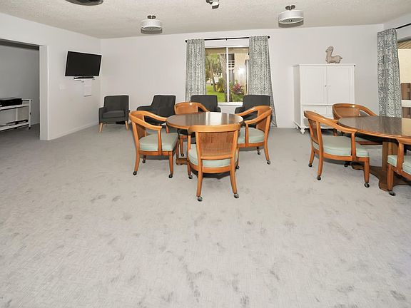 3rd image of 3150 N Harbor City Blvd APT 134