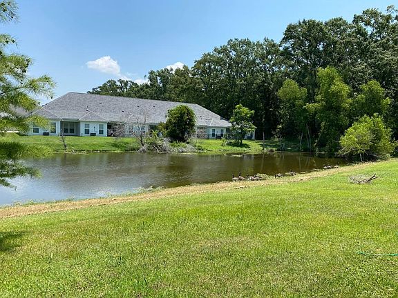 3rd image of 8173 Cheniere Ave