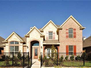 521 Water St, Webster, TX 77598
