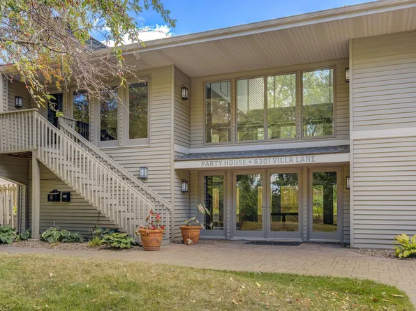 6320 Falcon Ct, Edina, MN 55436