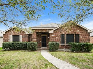 1232 Flower Ridge Dr, Lancaster, TX 75134