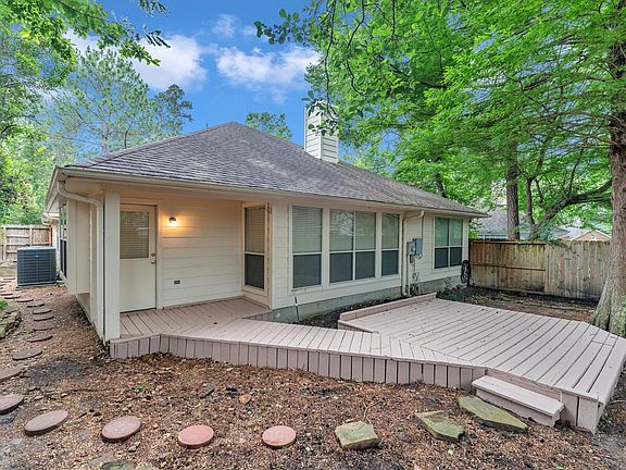 5th image of 7 Currymead Pl