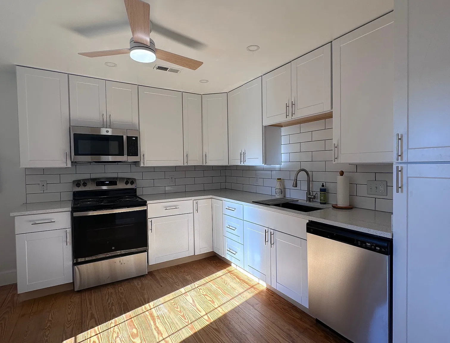 Burnt House Point, Colonial Beach — Photo 4