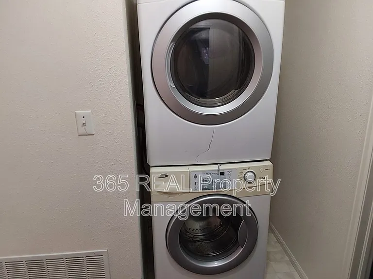 3600 17th Ave #1 — Photo 7
