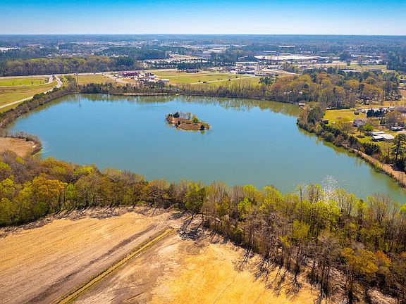 5th image of 396 Staton House Rd