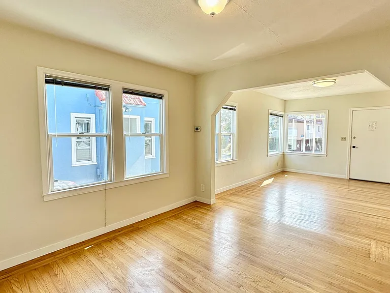 1426 Liberty St — Photo 4