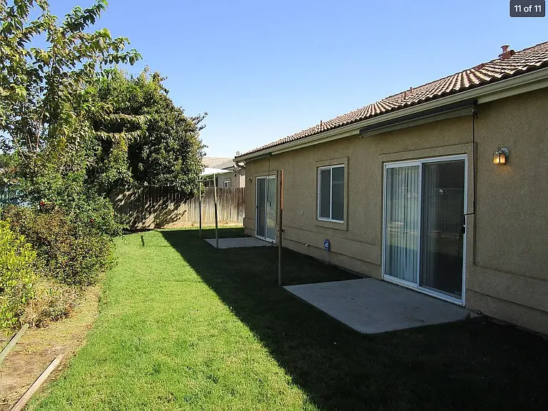 967 Golf Ave — Photo 10