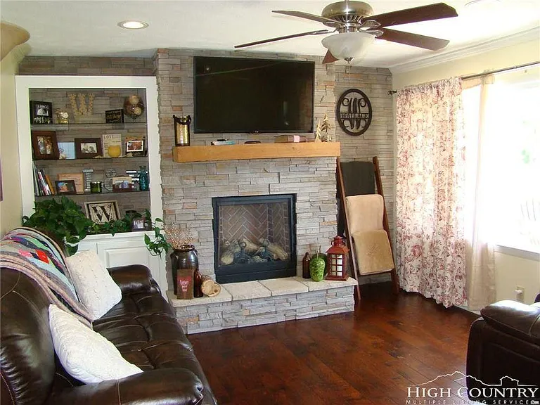 120 Snow Hill Dr — Photo 5
