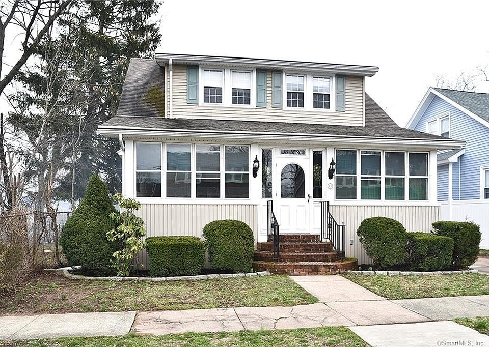 1st image of 45 Deerfield St