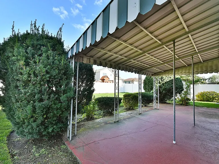 6 Milburn St — Photo 30