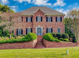 3648 Pebble Lake Ct, Pfafftown, NC 27040