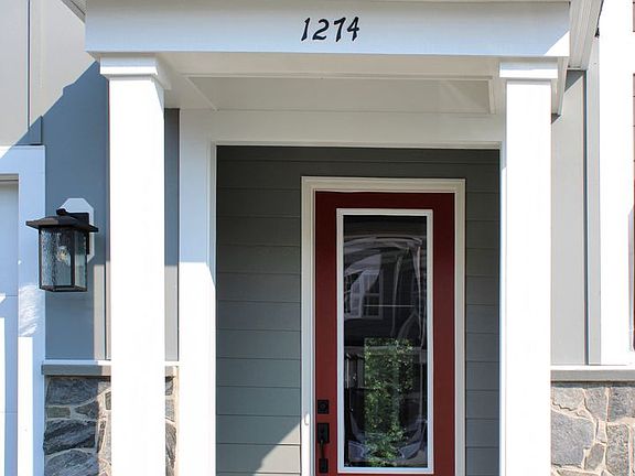 2nd image of 1274 Laconia Ln