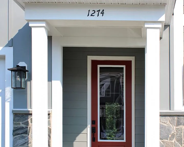 1274 Laconia Ln — Photo 2