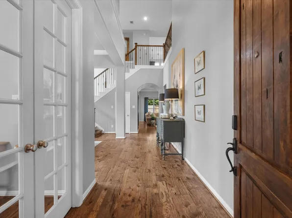 904 Cozy Hollow Ct, Friendswood, TX 77546