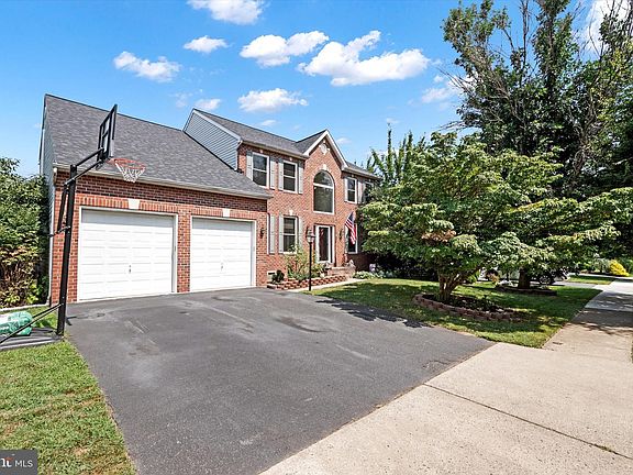 3rd image of 11094 Sanandrew Dr