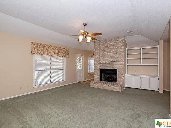 4th image of 218 Fenway Dr